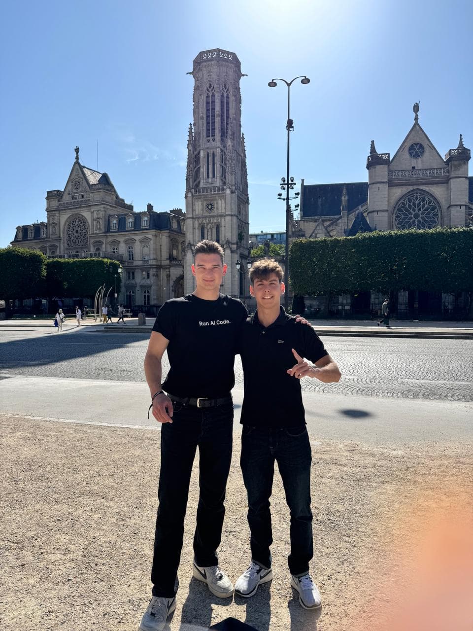 Founder-circuit continuation.